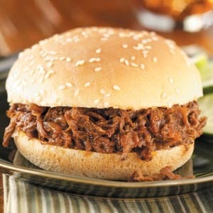 BARBEQUE Beef Sandwiches