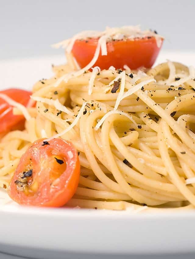 Spaghetti with Pecorino Romano, Pepper and Tomatoes