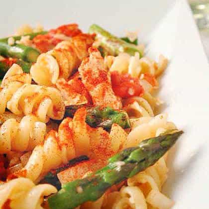 Chicken and Asparagus Pasta Toss