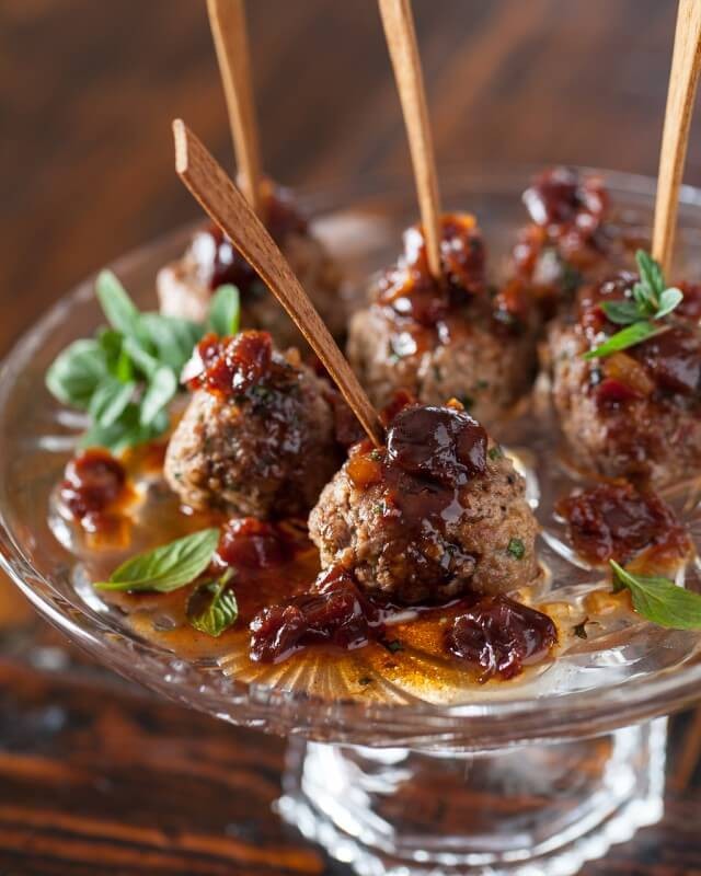 Kofta Meatballs with Sweet and Sour Cherry Sauce