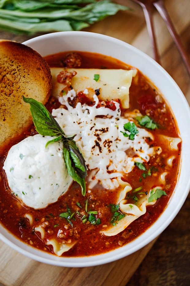 Warm & Comforting Lasagna Soup