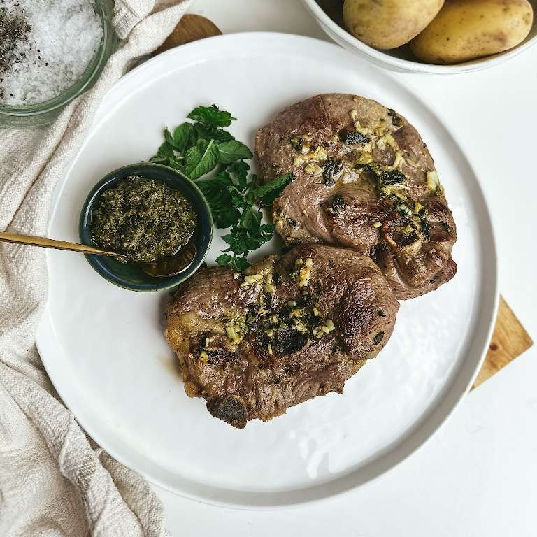 How to Cook Lamb Chops in the Oven